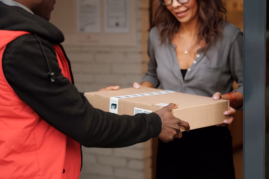 Logistics & Delivery